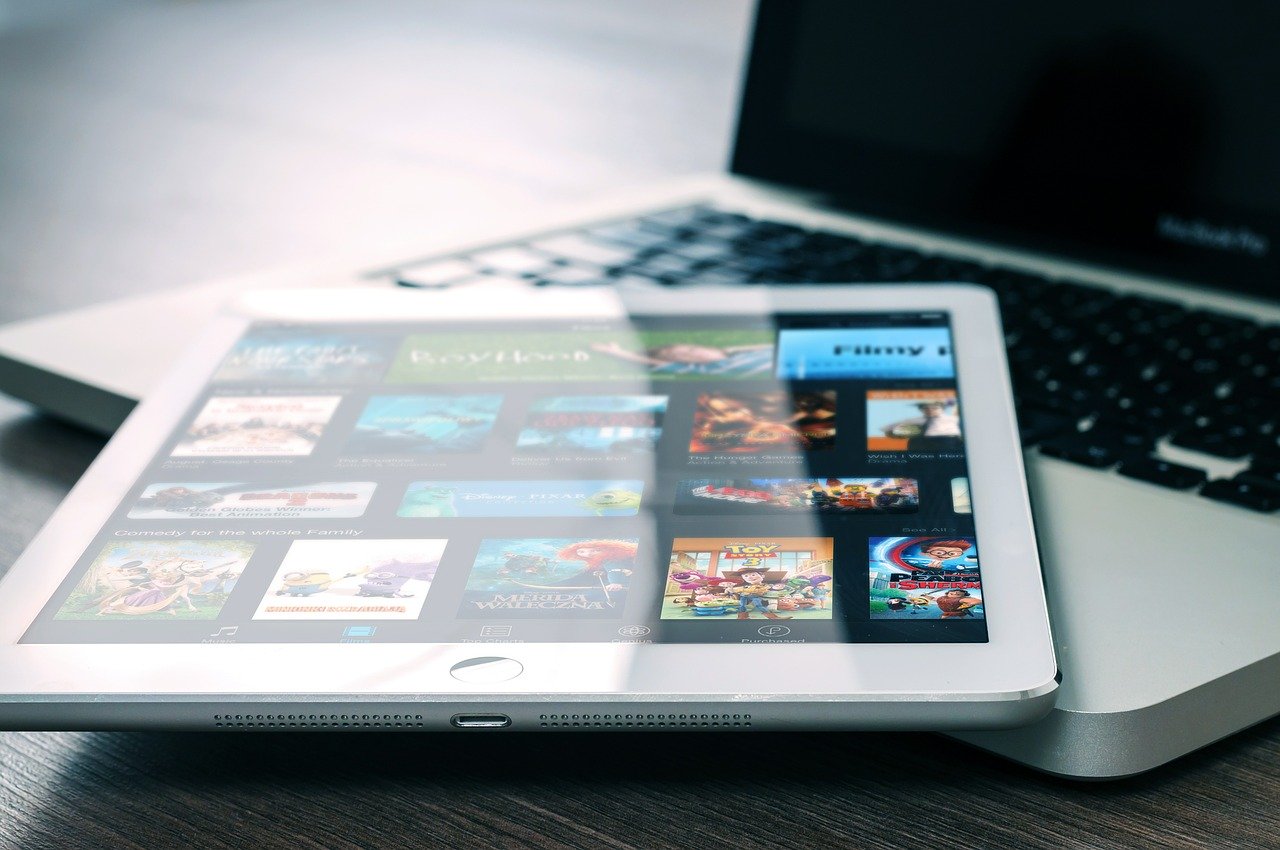 macbook, ipad, office